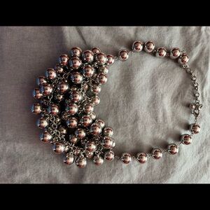 Unique necklace  👍🏻💗great price 💲